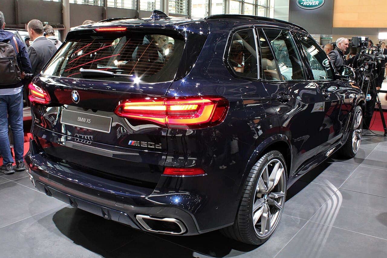 BMW X5 SUV — exterior reference