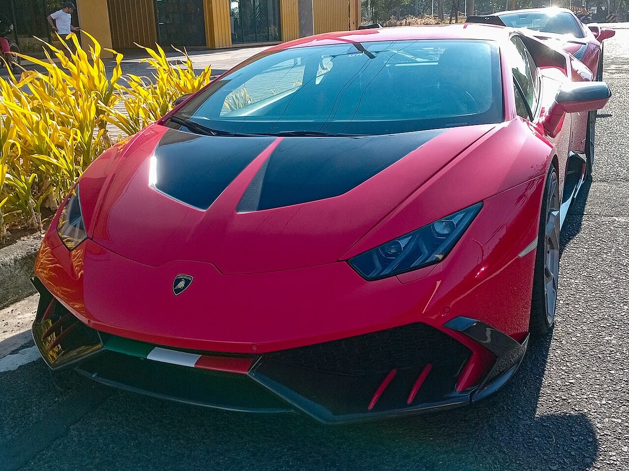 Lamborghini Huracán Coupé — exterior reference