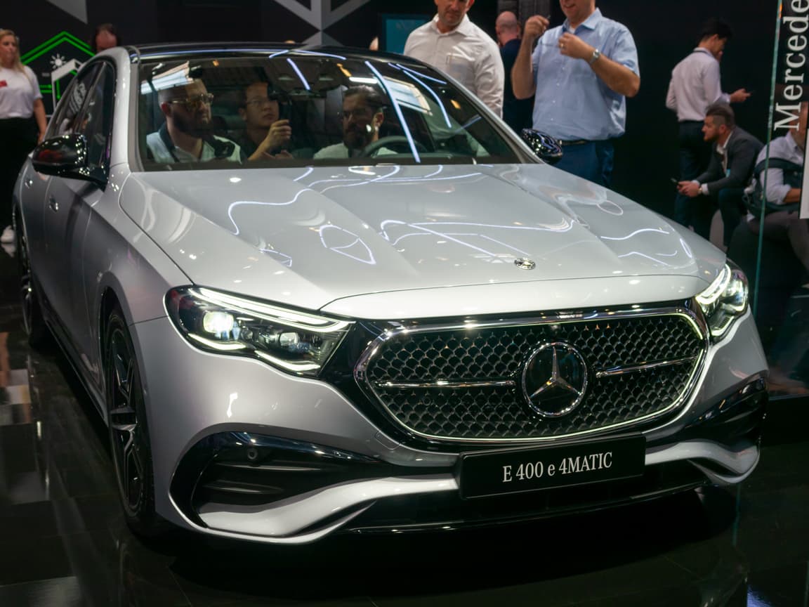 Mercedes-Benz E-Class Saloon — exterior reference