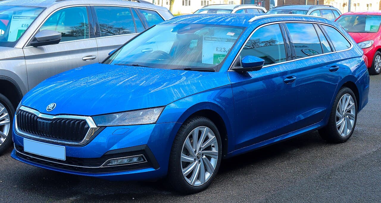 Skoda Octavia Estate — exterior reference