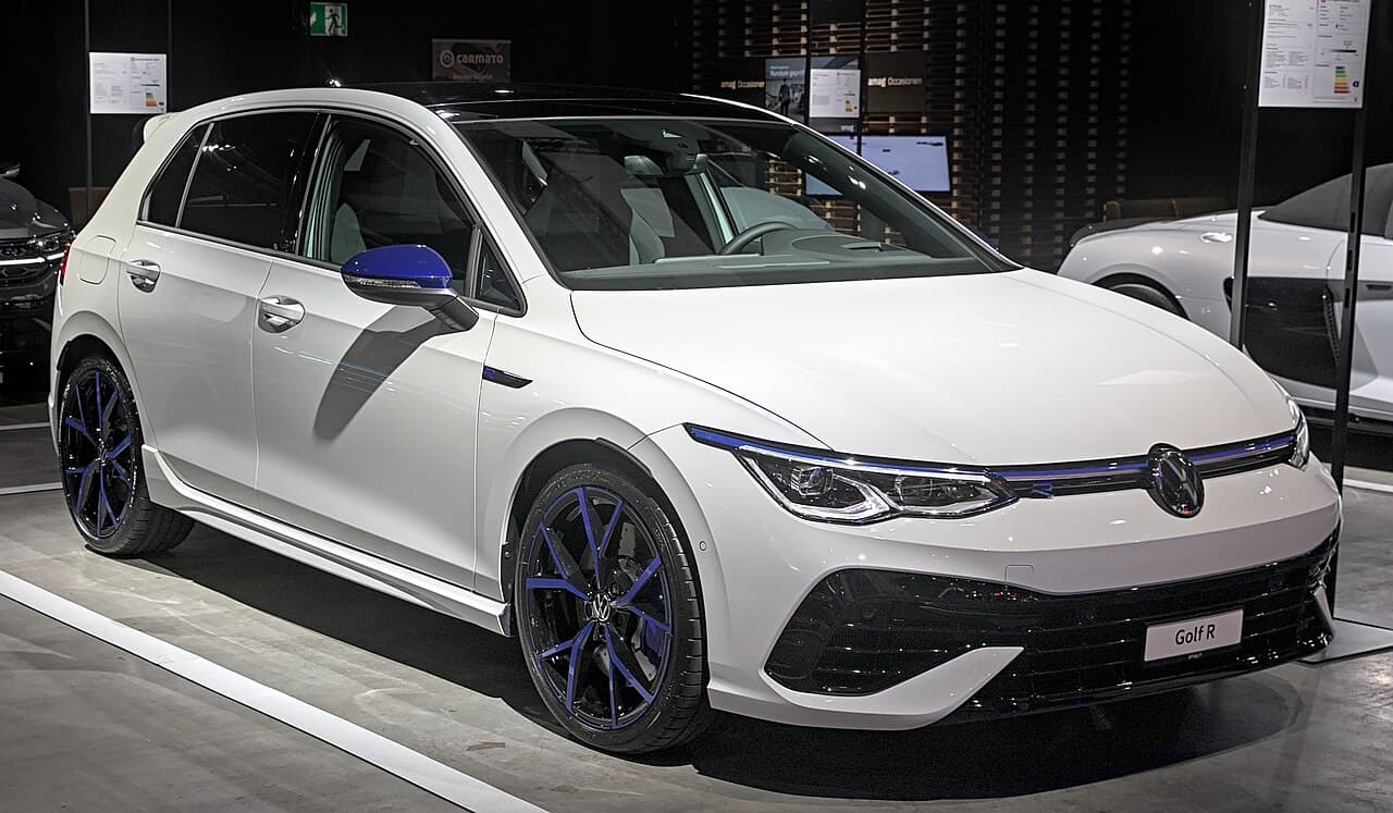 Volkswagen Golf R — exterior reference