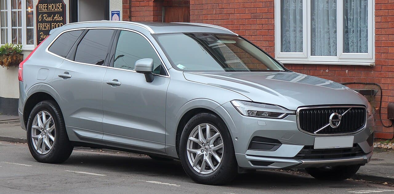 Volvo XC60 SUV — exterior reference